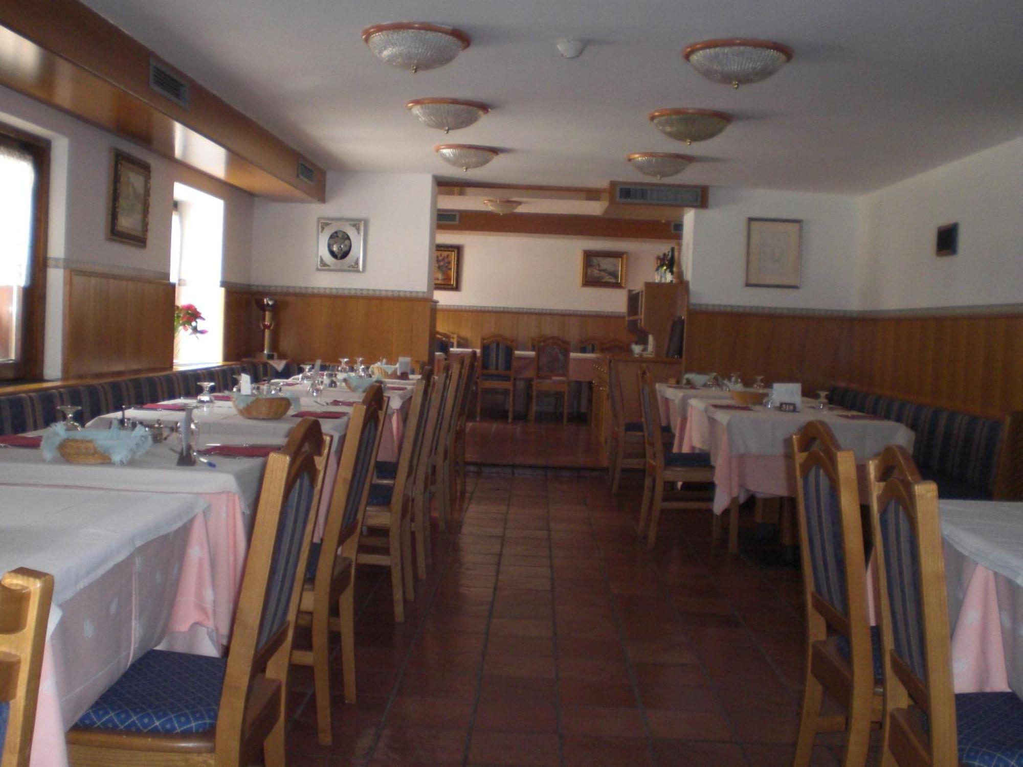 Hotel Edelweiss Passo del Tonale Exterior photo